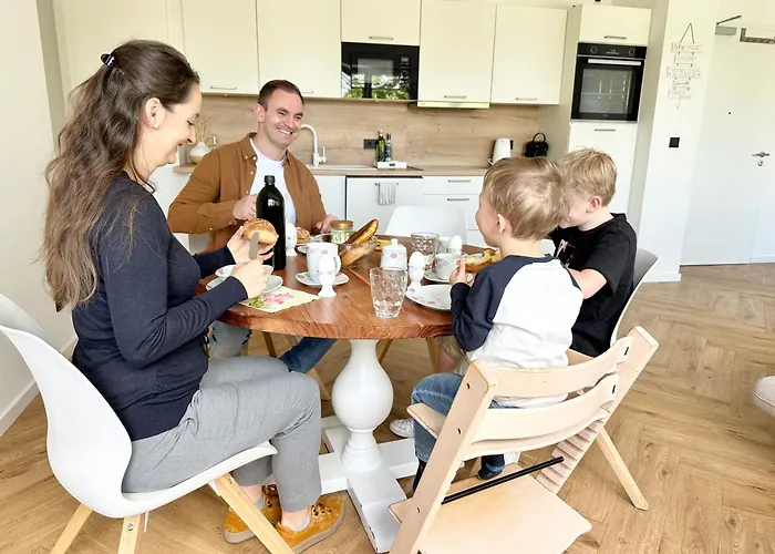 Relax Apartment - Fuer Familien, Stadtnah, Mit Parkplatz
